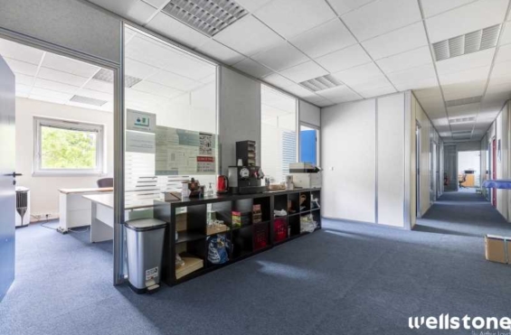 A LOUER Bureaux 253m2 ref 1454181-0L