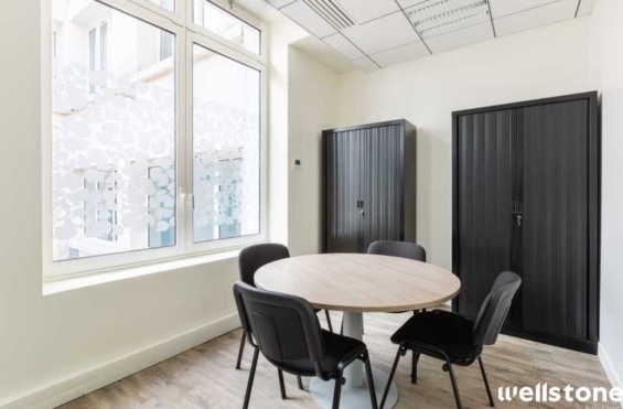 A LOUER Bureaux 255m2 ref 1454135-0L