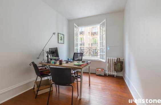A LOUER Bureaux 256m2 ref 1755713-0L