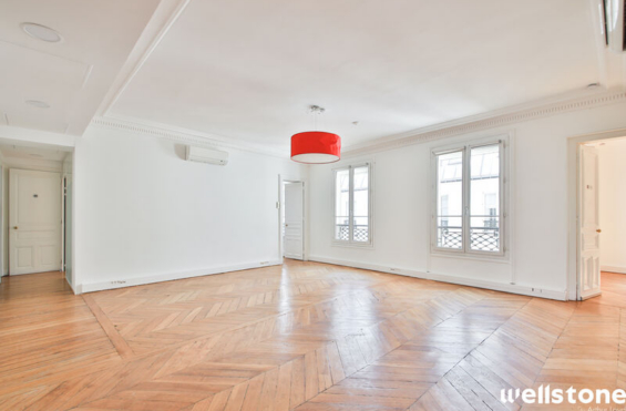 A LOUER Bureaux 258m2 ref 2189399-0L