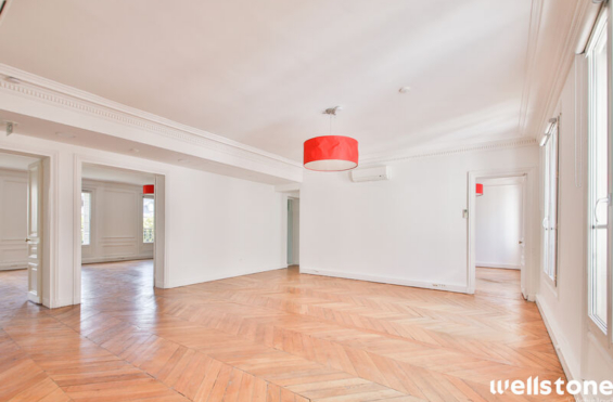 A LOUER Bureaux 258m2 ref 2189399-0L