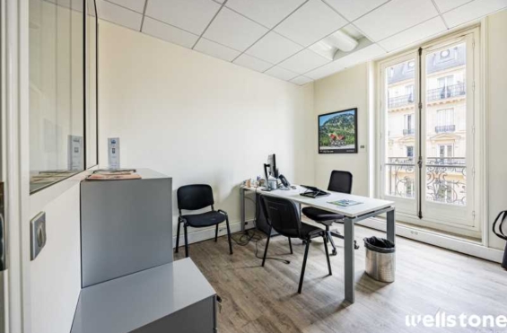A LOUER Bureaux 260m2 ref 1454107-0L