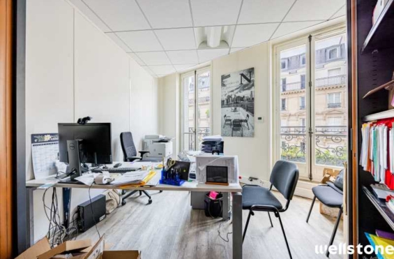 A LOUER Bureaux 260m2 ref 1454107-0L