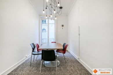 A LOUER Bureaux 265m2 ref 1230329-0L