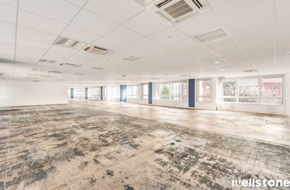 A LOUER Bureaux 2828m2 ref 2154611-0L