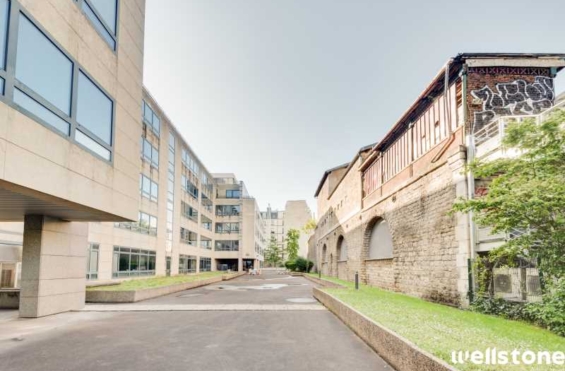 A LOUER Bureaux 2828m2 ref 2154611-0L