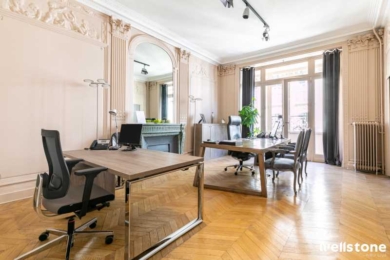A LOUER Bureaux 294m2 ref 1462070-0L