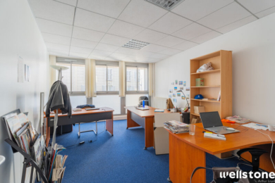 A LOUER Bureaux 297m2 ref 2149517-0L