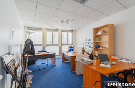 A LOUER Bureaux 297m2 ref 2149517-0L