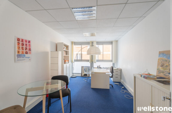 A LOUER Bureaux 297m2 ref 2149517-0L