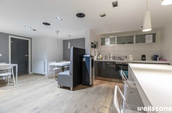 A LOUER Bureaux 311m2 ref 1454197-0L