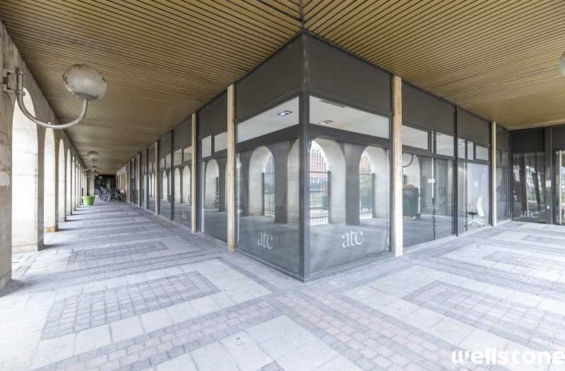 A LOUER Bureaux 311m2 ref 1454197-0L