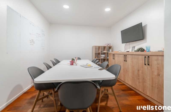 A LOUER Bureaux 321m2 ref 1755596-0L