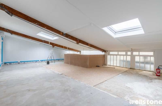 A LOUER Bureaux 333m2 ref 1462033-0L