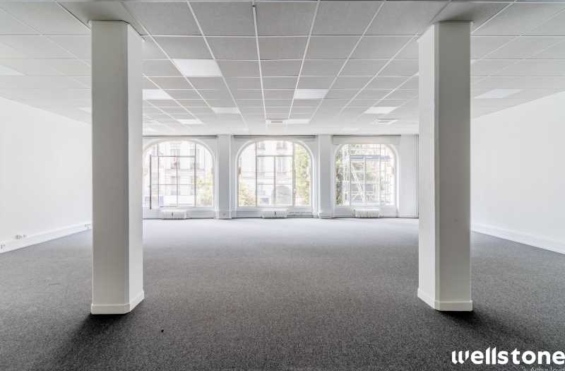 A LOUER Bureaux 337m2 ref 1134832-0L