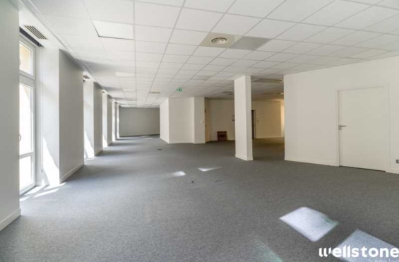 A LOUER Bureaux 3382m2 ref 1238529-,-0L