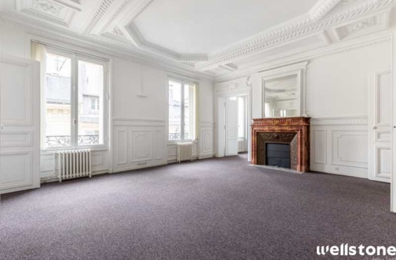 A LOUER Bureaux 350m2 ref 1454021-0L