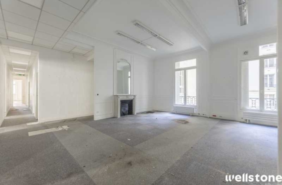 A LOUER Bureaux 363m2 ref 1755662-0L