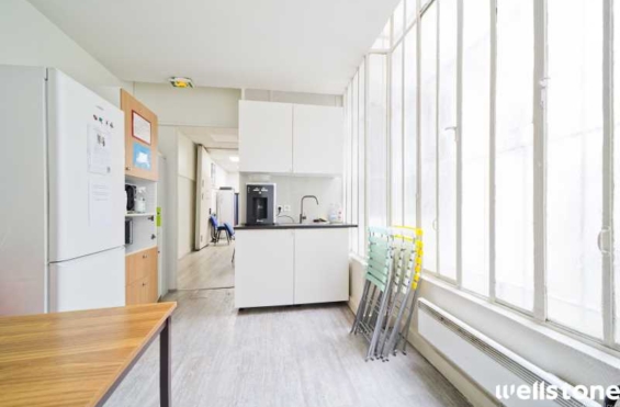 A LOUER Bureaux 366m2 ref 1462127-0L