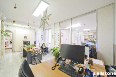 A LOUER Bureaux 366m2 ref 1462127-0L