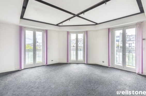 A LOUER Bureaux 372m2 ref 1238070-0L