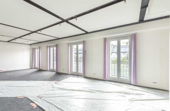 A LOUER Bureaux 372m2 ref 1238070-0L