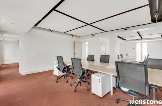 A LOUER Bureaux 372m2 ref 1454127-0L