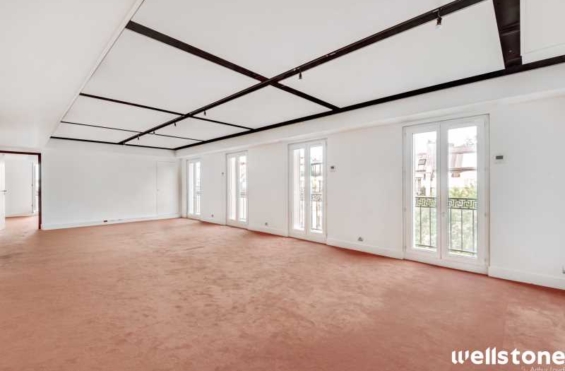 A LOUER Bureaux 372m2 ref 1454127-0L