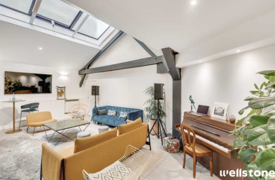 A LOUER Bureaux 389m2 ref 1454003-0L