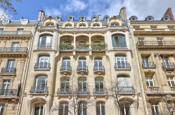 A LOUER Bureaux 389m2 ref 2154941-0L