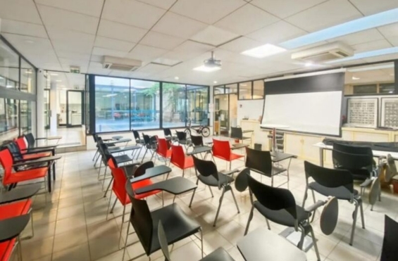 A LOUER Bureaux 420m2 ref 2200358-0L