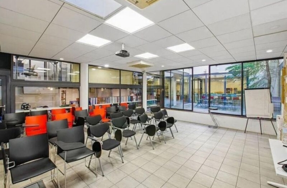 A LOUER Bureaux 420m2 ref 2200358-0L