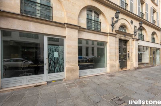 A LOUER Bureaux 422m2 ref 1134887-0L