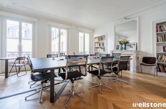 A LOUER Bureaux 447m2 ref 1462119-0L