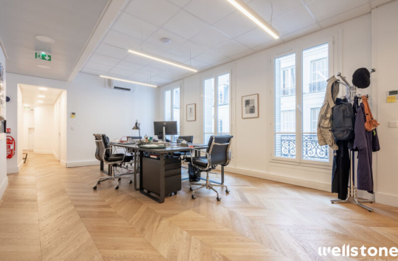 A LOUER Bureaux 447m2 ref 1462119-0L