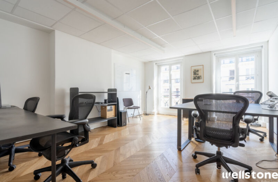 A LOUER Bureaux 447m2 ref 1462119-0L