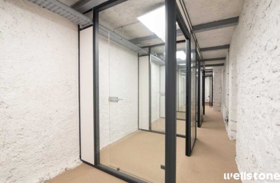 A LOUER Bureaux 458m2 ref 1118918-0L