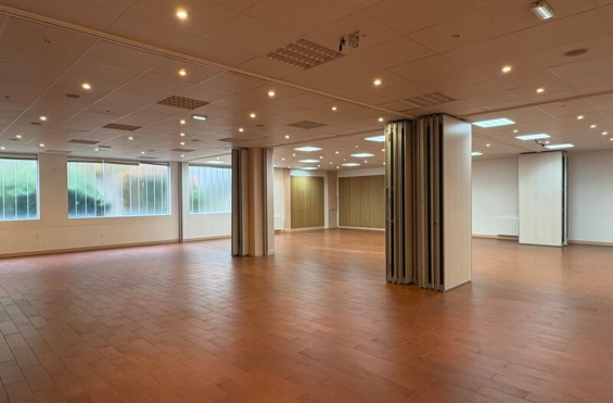 A LOUER Bureaux 500m2 ref 2205371-0L