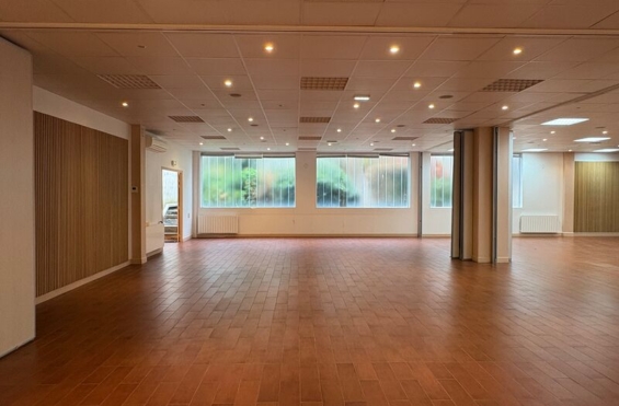 A LOUER Bureaux 500m2 ref 2205371-0L