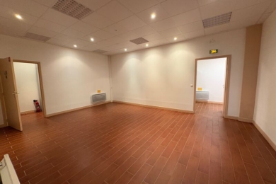 A LOUER Bureaux 500m2 ref 2205371-0L