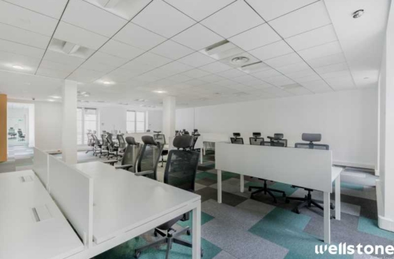 A LOUER Bureaux 606m2 ref 1223569-0L