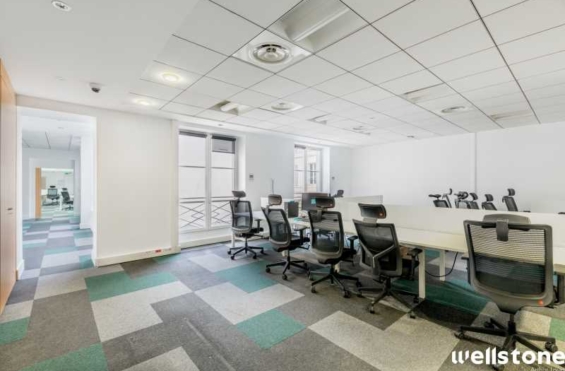 A LOUER Bureaux 606m2 ref 1755636-0L