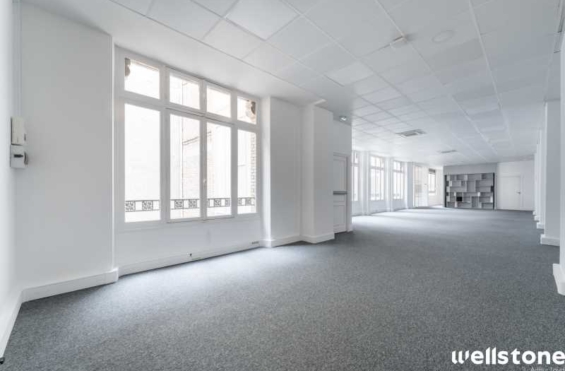 A LOUER Bureaux 655m2 ref 1462067-0L