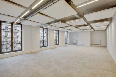 A LOUER Bureaux 679m2 ref 1223559-0L