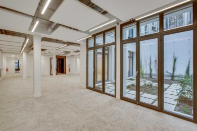 A LOUER Bureaux 679m2 ref 1223559-0L