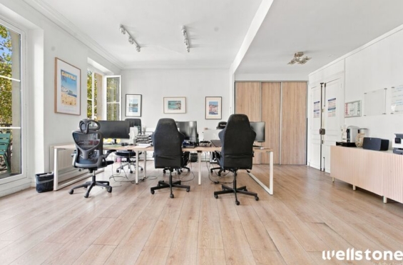 A LOUER Bureaux 70m2 ref 2200654-0L