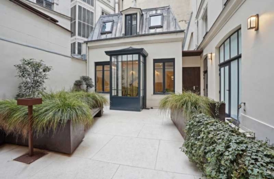 A LOUER Bureaux 721m2 ref 1462149-0L