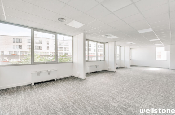 A LOUER Bureaux 737m2 ref 2141797-0L