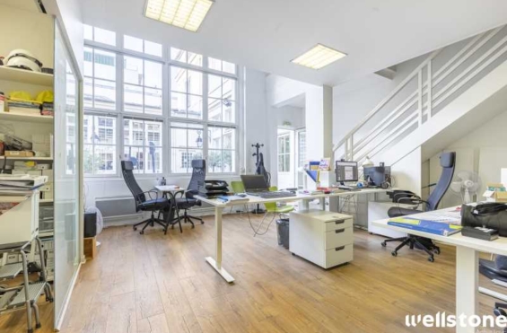 A LOUER Bureaux 77m2 ref 1462039-0L