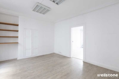 A LOUER Bureaux 84m2 ref 2197005-0L
